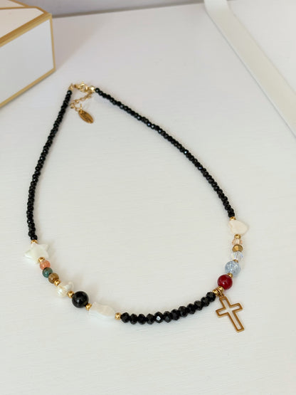 HISTORIA DE JESUS NECKLACE