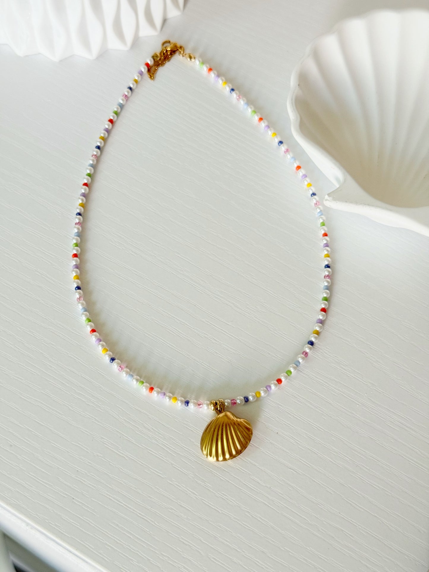 SHELL NECKLACE