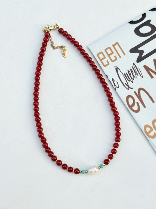 OLANDRIA NECKLACE