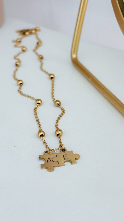PUZZLE INITIAL CHAIN